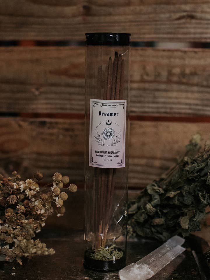 Dromer Wierook | Grapefruit & Bergamot voor wholesale door Midnight Raven Studios