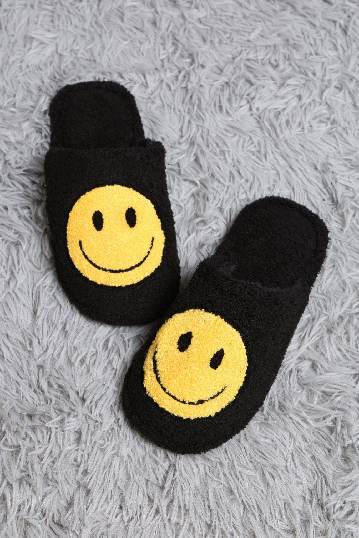 MiMi Wholesale - Wholesale Slippers - Women's - JCL2125 Super Lux Smiley Face Slippers0
