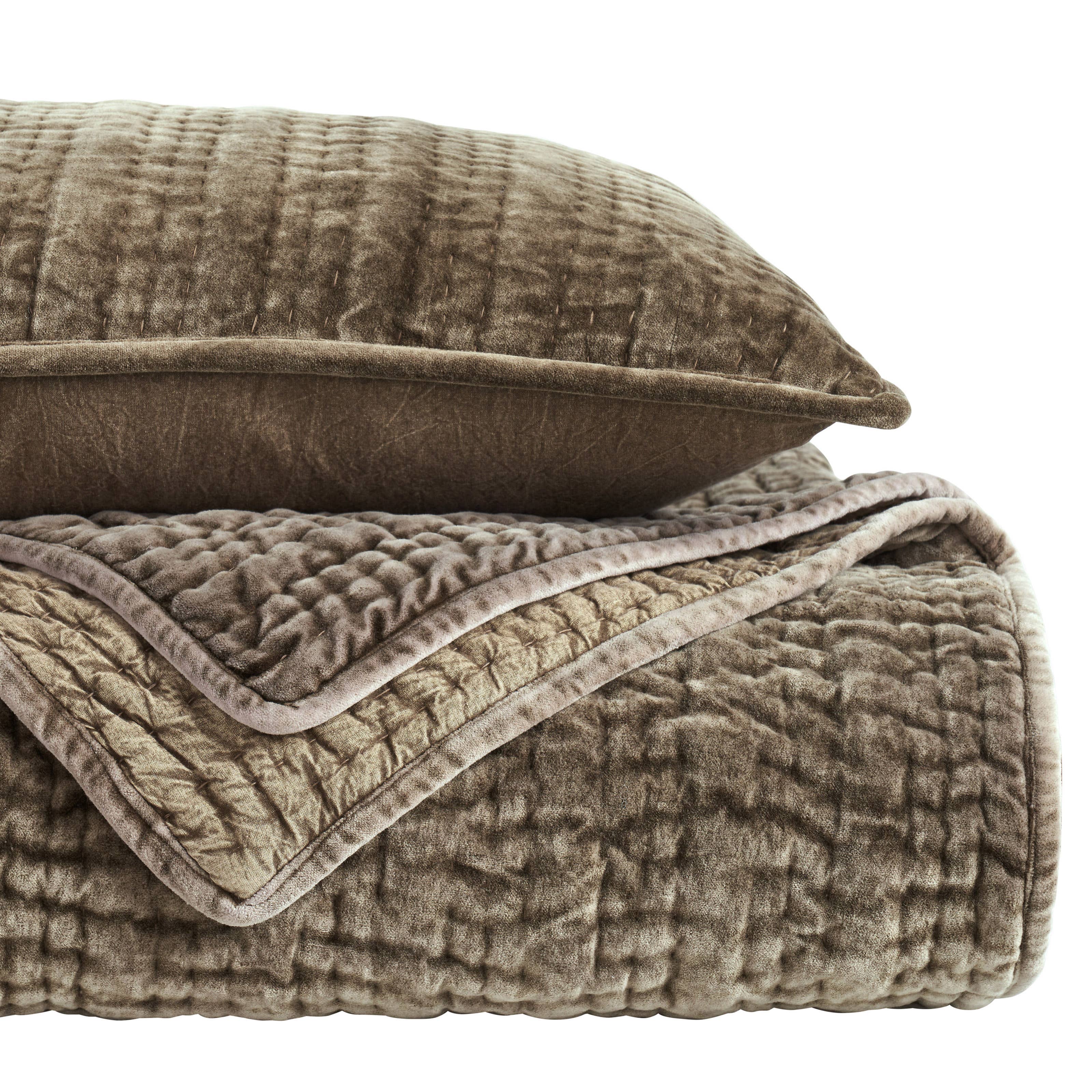 India's Heritage – Großhandel Bettdecke – Empire Velvet Quilts and Shams, Kaffeebraun2