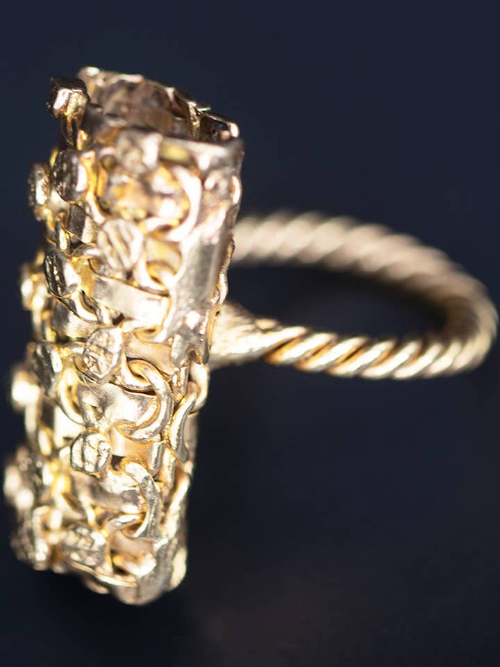 Anello Wolof immerso in oro per la vendita all'ingrosso da parte di Fulaba