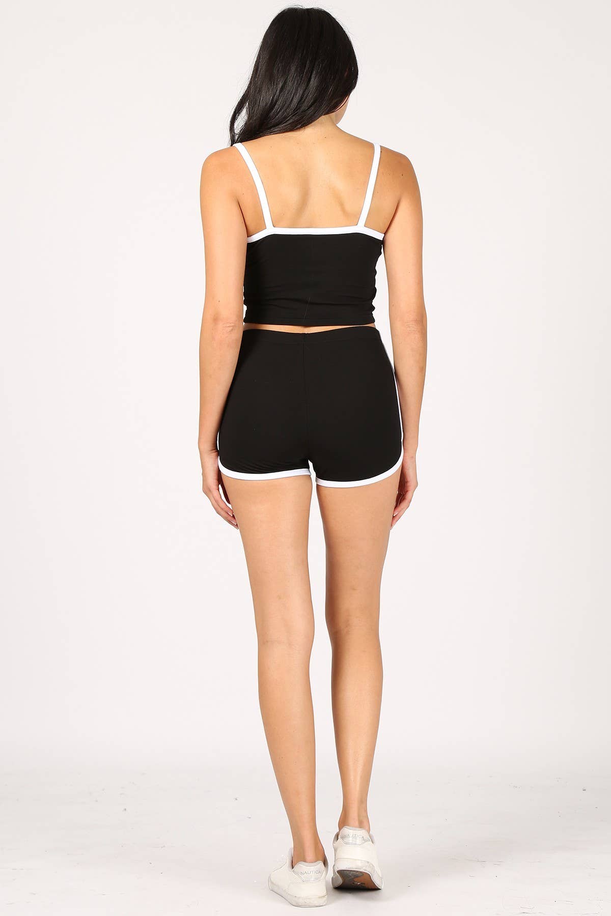 Color 5 - Wholesale Sportkledingset - Dames - Cropped camitop met korte broek van katoen lycra met dolfijn6