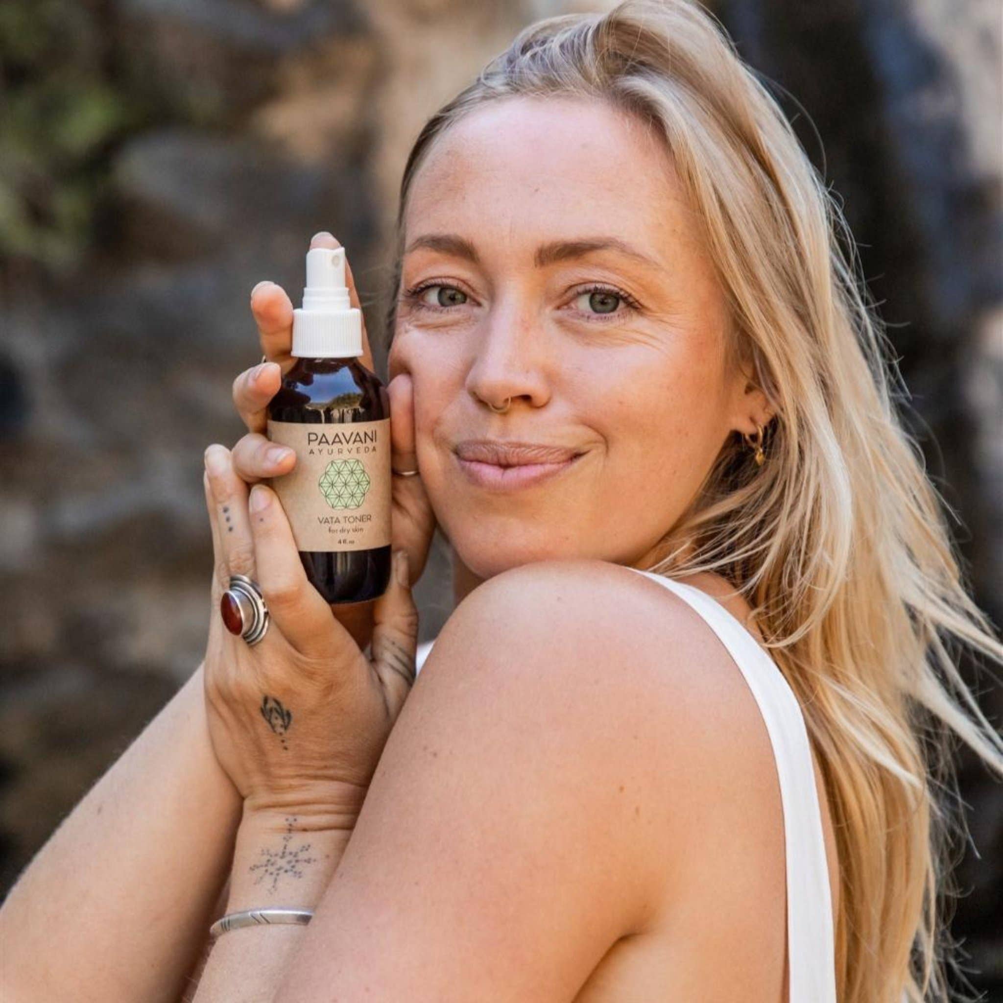 PAAVANI Ayurveda - Wholesale Facial Care Set/Kit - Vata Skincare Ritual – Nourishing Ayurvedic Routine6