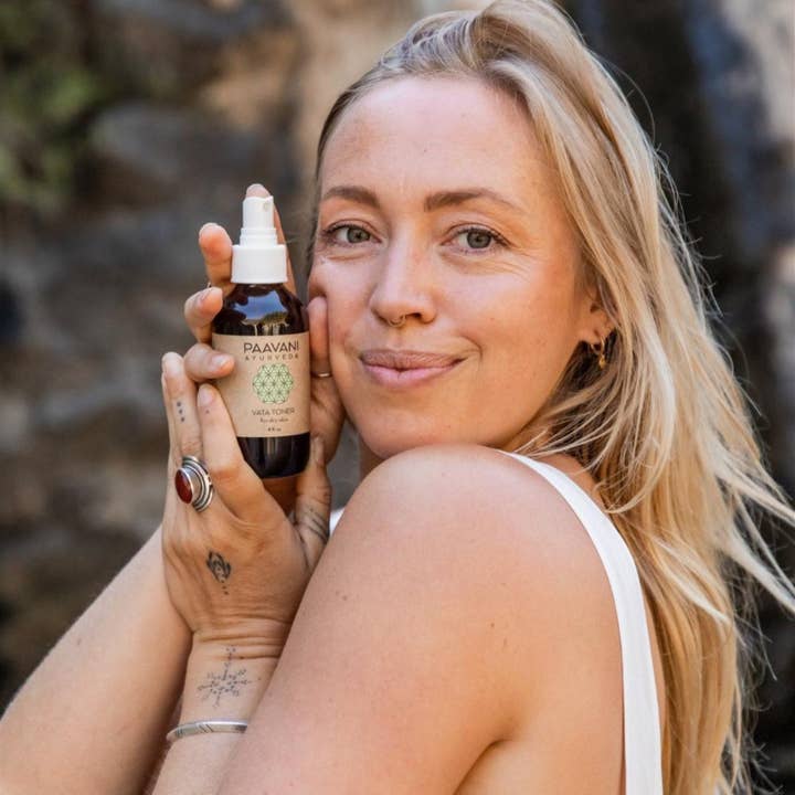 PAAVANI Ayurveda - Wholesale Facial Care Set/Kit - Vata Skincare Ritual – Nourishing Ayurvedic Routine6