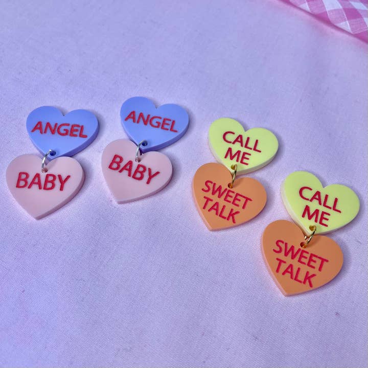 Orecchini pendenti Candy Heart per la vendita all'ingrosso da parte di Hung On You Boutique