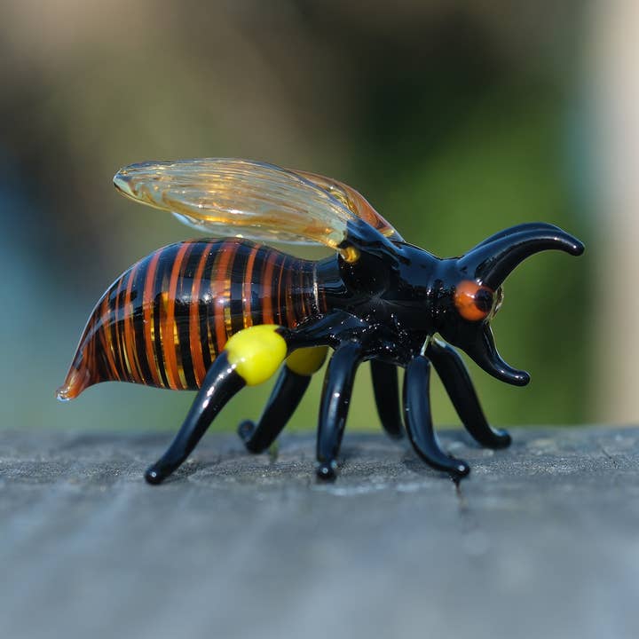 Statuina di ape in vetro Lampwork, scultura di api mellifere, arte degli insetti per la vendita all'ingrosso da parte di Adamodart