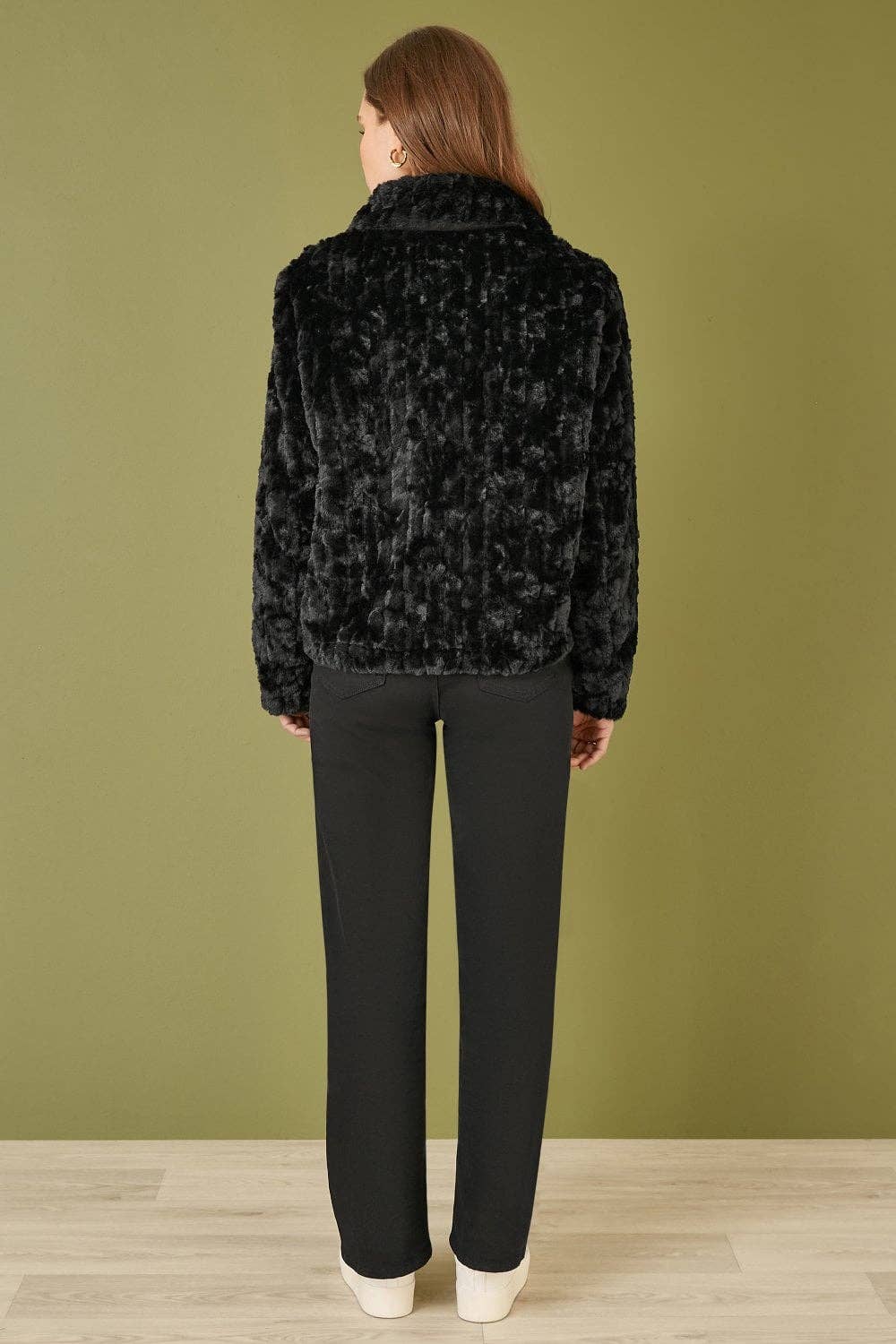 Yumi Black Luxe Textured Faux Fur Jacket With Pockets for wholesale on Faire3