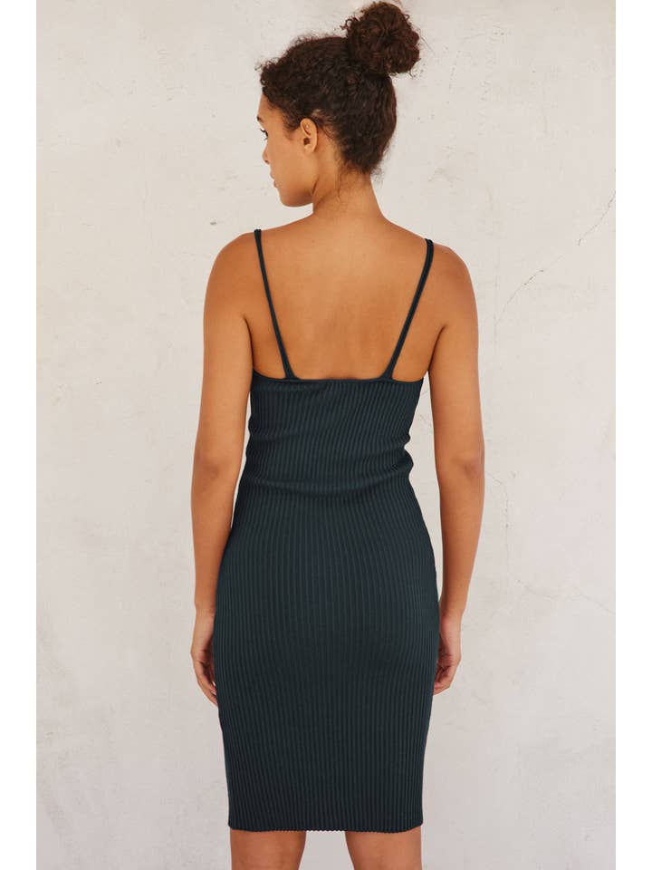 Dress Forum - Wholesale Dress - Women's - FW5539 Ribbed Knit Sleeveless Bodycon Dress