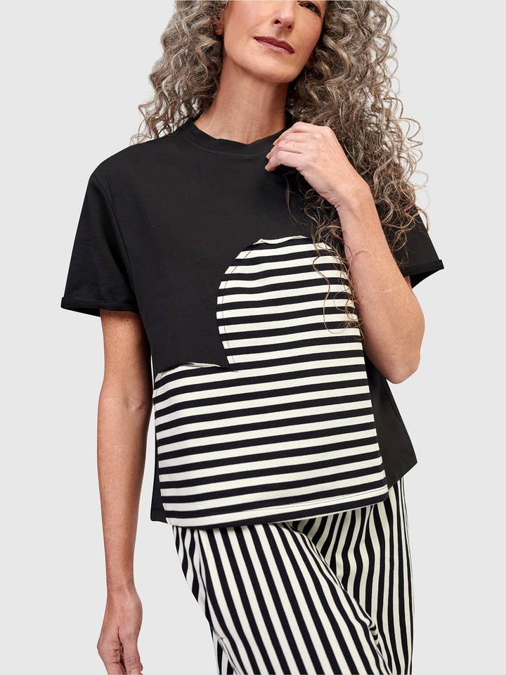 Gigi Relaxed Tee, Stripes for wholesale by Alembika