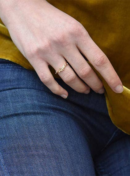 guld Mélia ring för wholesale på Faire1