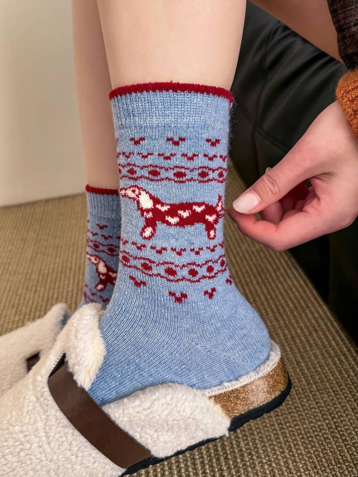 Happy Knits - Wholesale Socks - Women's - Women's Wool Socks - Warm Dachshund Pattern Winter Socks29