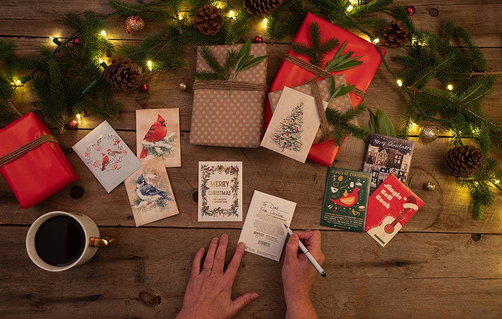 Bentley Seed Co. - Vente Étiquette cadeau - Étiquette cadeau de couronne de Noël avec oiseaux - Oiseau & Papillon Fleur sauvage8