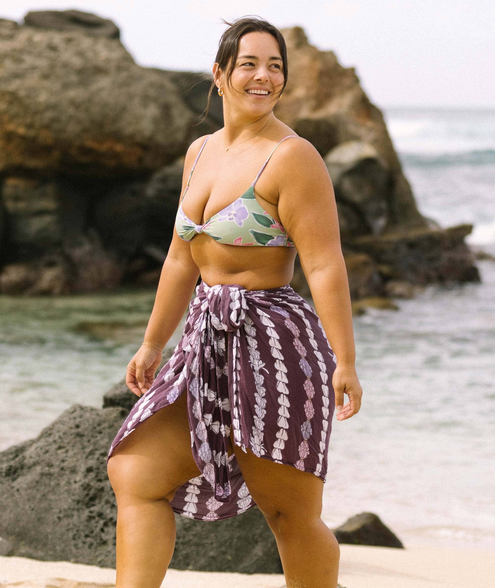 Tag Aloha Co. - Wholesale Swim Cover Up - Women's - Crown Flower Pareo Sarong3