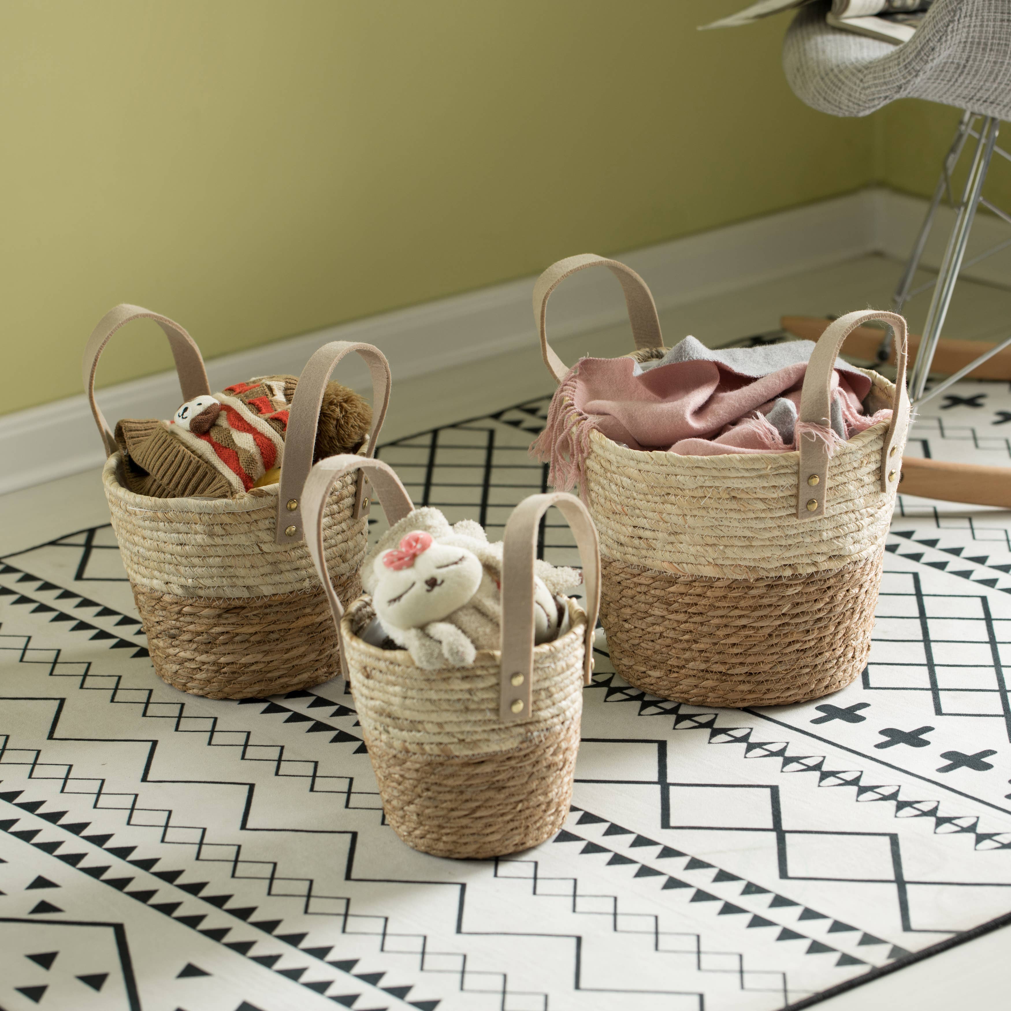 Quickway Imports - Wholesale Basket - Corn Rope Round Storage Basket Set of 3 with Rope Handles6