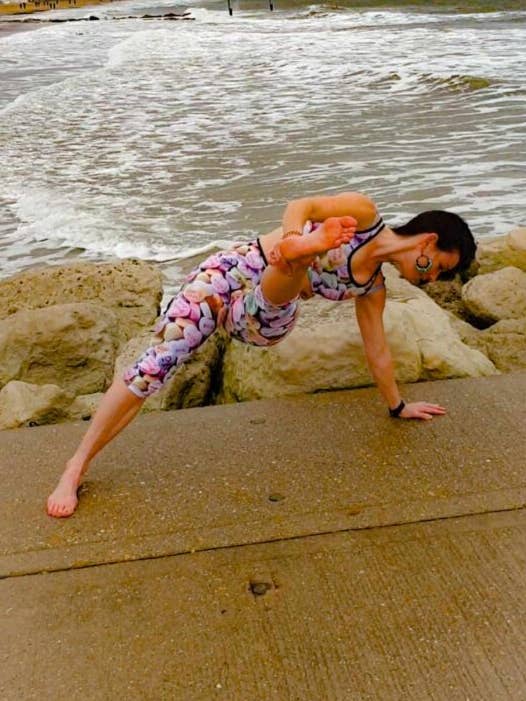 Soutien-gorge sport dos nageur Sweetheart pour la vente par Believe and Achieve Activewear