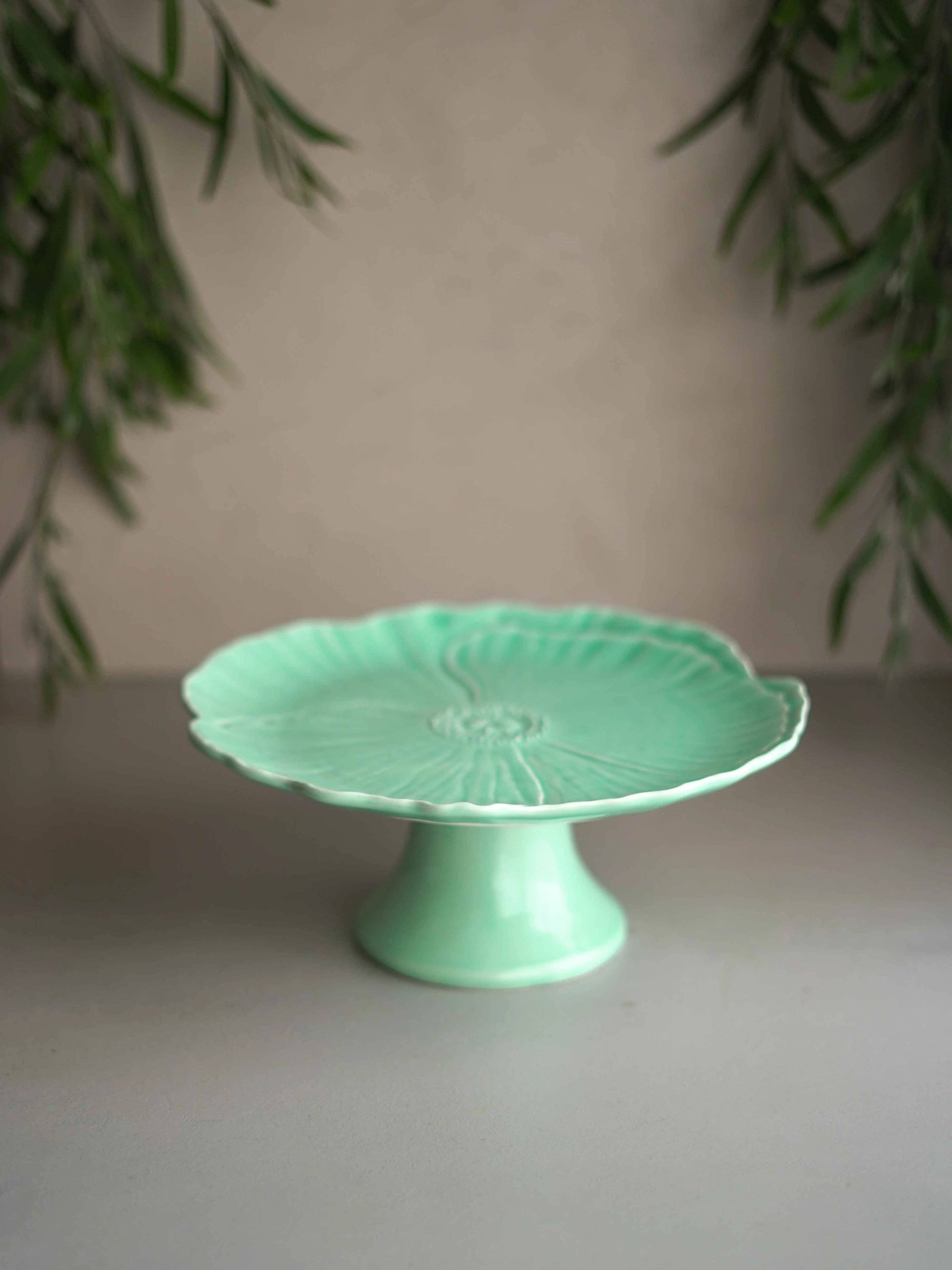 CerAmor Cerâmica - Wholesale Serving Plate - Cake stand with decorative flower design7