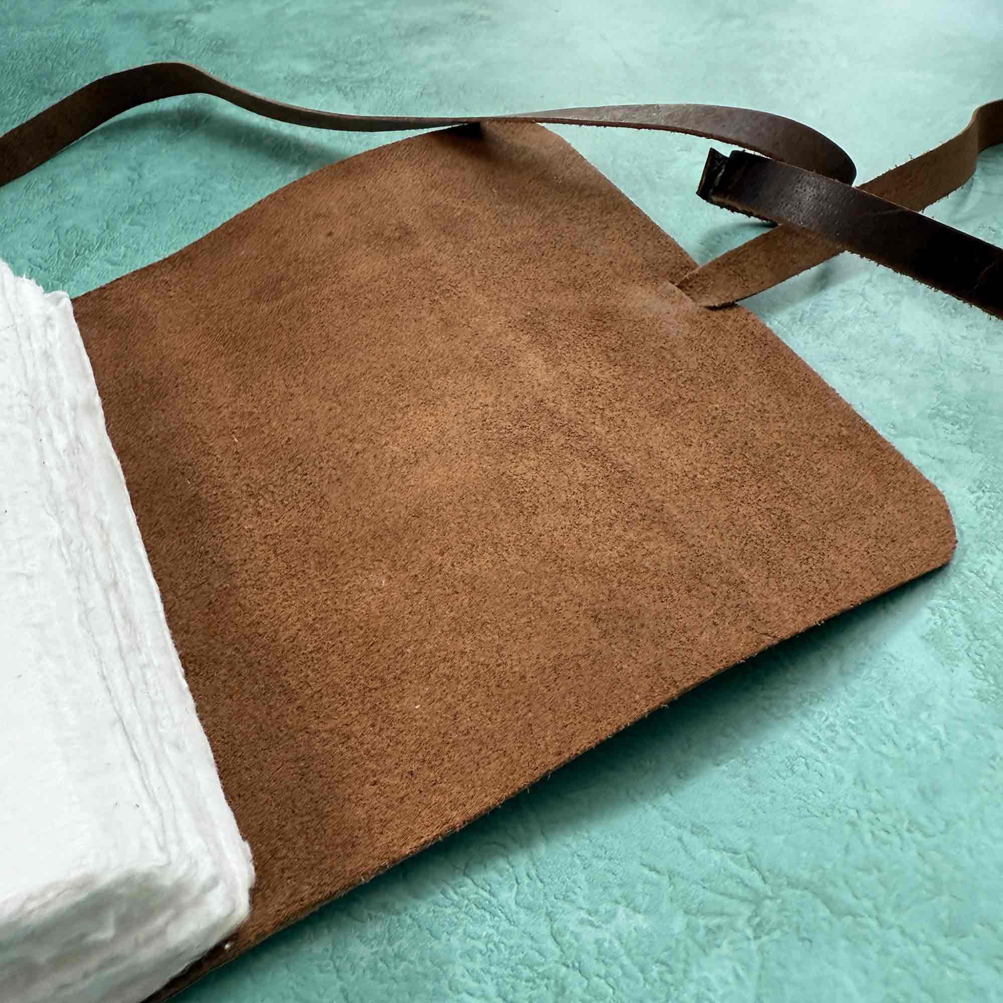 The Natural Paper Company – wholesale Notebook – A5 Landscape Handmade Leather Notebook - Dark Brown4