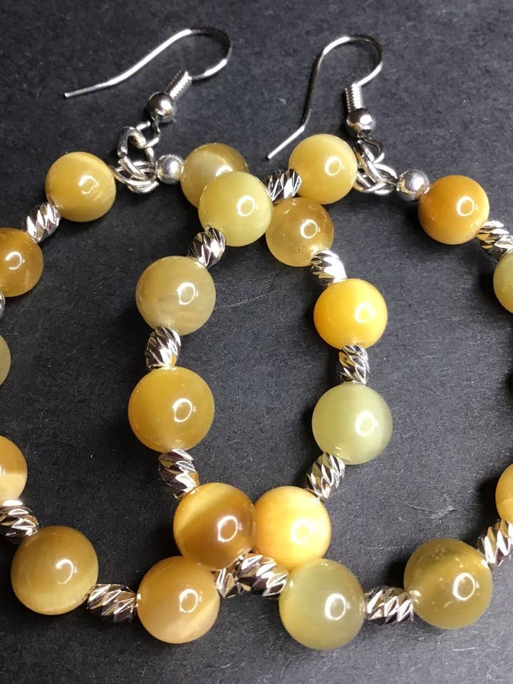 Groothandel in karamel voor wholesale door Shaes` Earring Palace