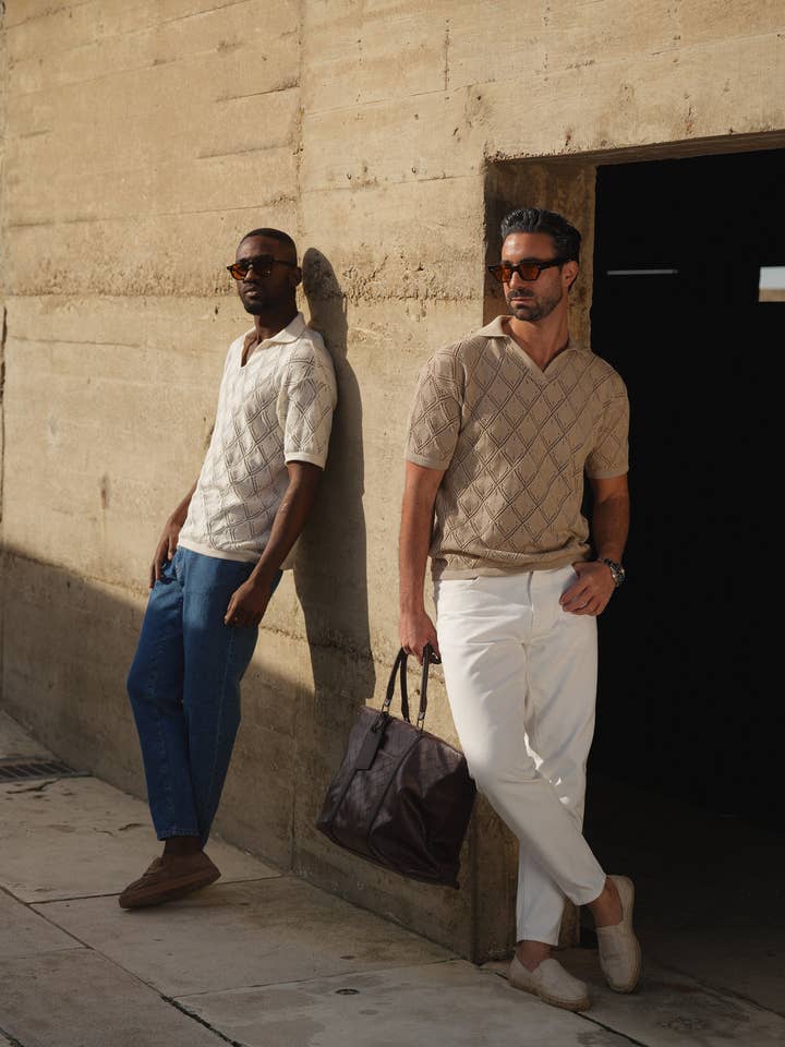 DONATO - Vendita all'ingrosso Polo - Uomo - CAMICIA POLO A COLLO APERTO CON DESIGN GEOMETRICO COLOR TORTORA10