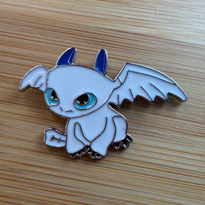 Pin de Furia Luminosa - Desdentao - Cómo entrenar a tu dragón para venta al por mayor de Scribble & Scroll