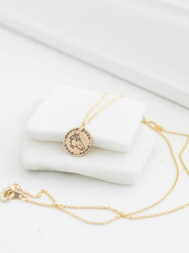 Collana a forma di cavallo (grande) - Gioielli ispirati agli animali - Cowgirl per la vendita all'ingrosso da parte di Rachelle-isms