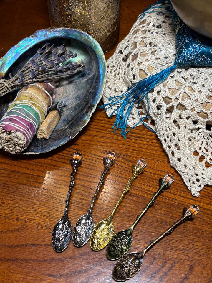 Magiske "Krystal" Teskeer for engroshandel hos Wild Peonies Xo