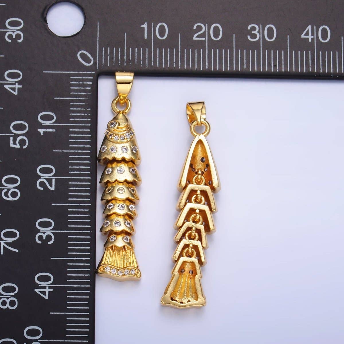 Aim Eternal - Wholesale Individual Charm/Pendant - 24K Gold Filled Micro Paved Cubic Zirconia Long Fish Sea Animal Pendant | AA-9042