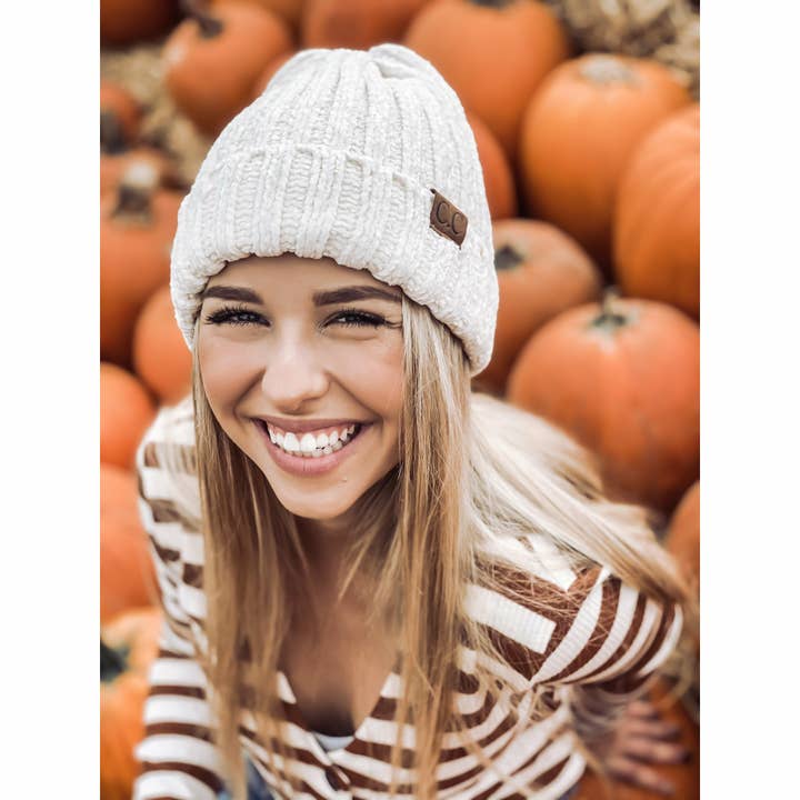 C.C Beanie - Wholesale Beanie - Women's - Solid Ribbed Chenille CC Beanie HAT18153