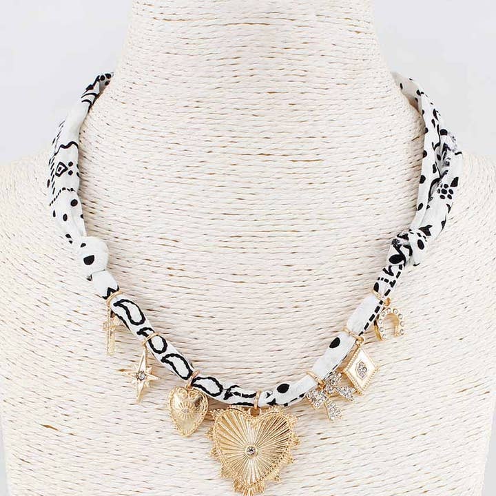 N-1767-Blanc pour la vente par Lou & Co