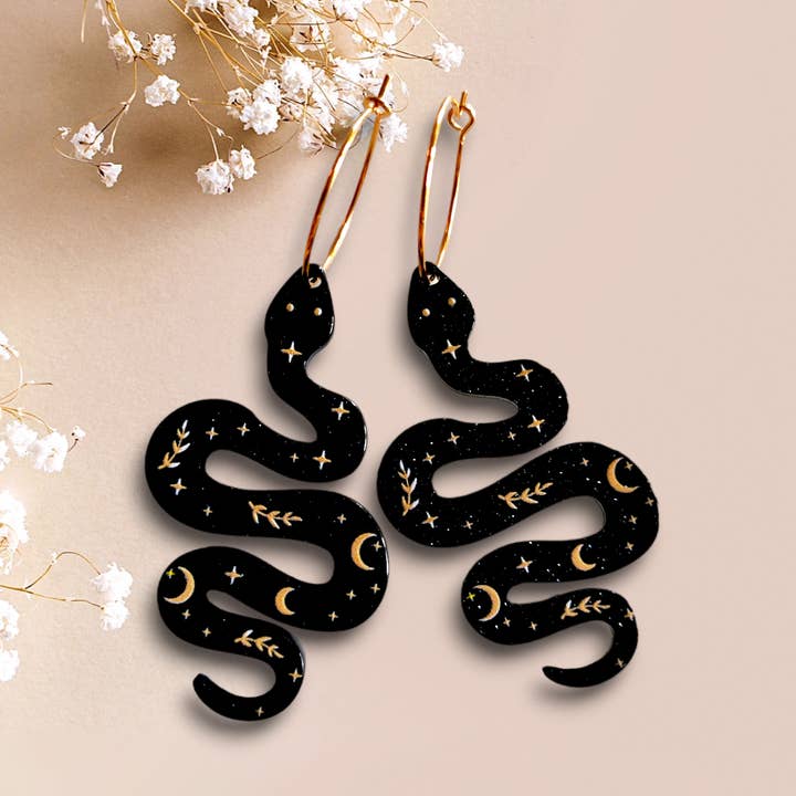 Brincos Serpentes Pretos com detalhes lunares por atacado de Magic Moon
