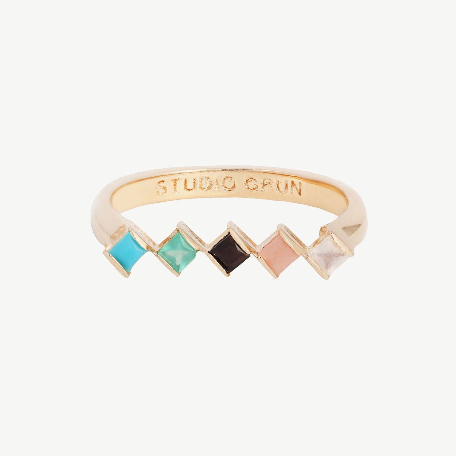 Studio Grun - Vente Bague avec plusieurs pierres - Bague Cobble en arc-en-ciel et or