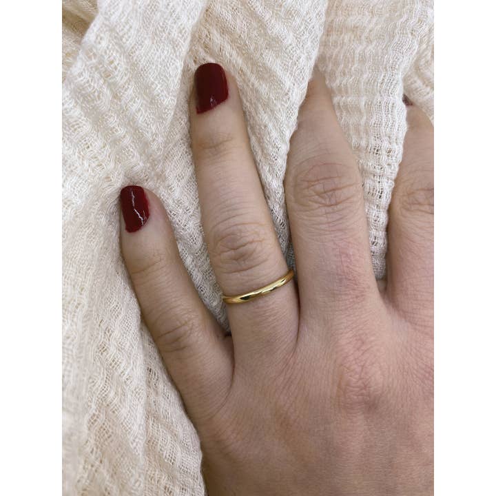 Zahav Jewelry – Engroshandel Båndring – 10kt massiv guldring | Massivt guld | Stablering | Lækker ring | Minimalistiske smykker I Stabelbar ring I Modesmykker1