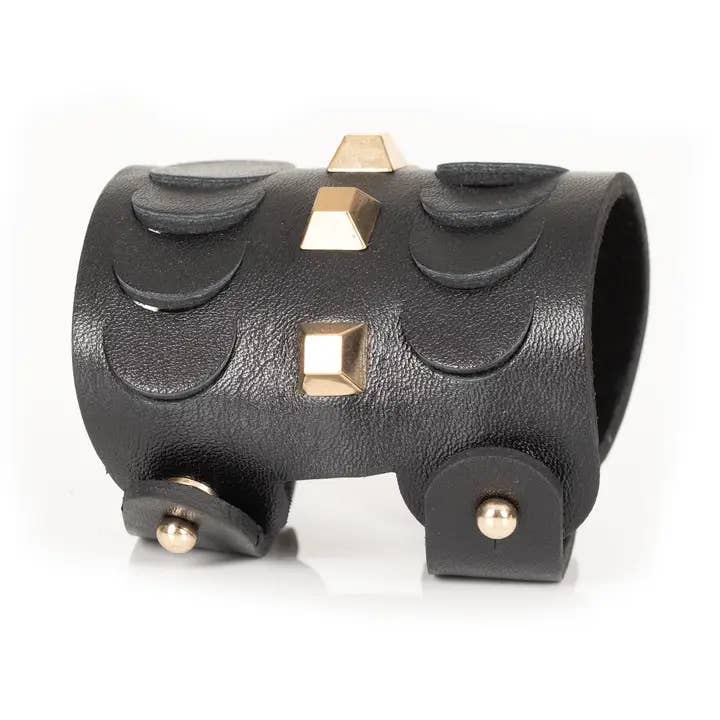 Gestroomlijnde Gesculpteerde Leren Manchetarmband Zwarte Pantsereditie voor wholesale door The Dark