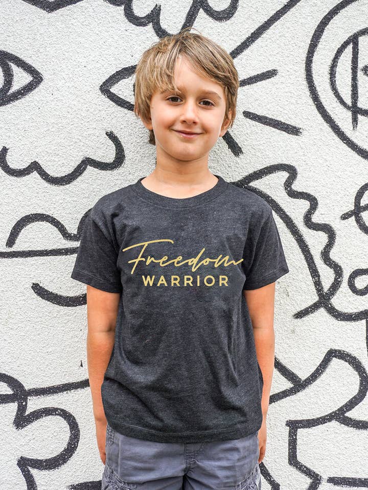 Guerrero por la libertad infantil para venta al por mayor de Mama Rising Collective