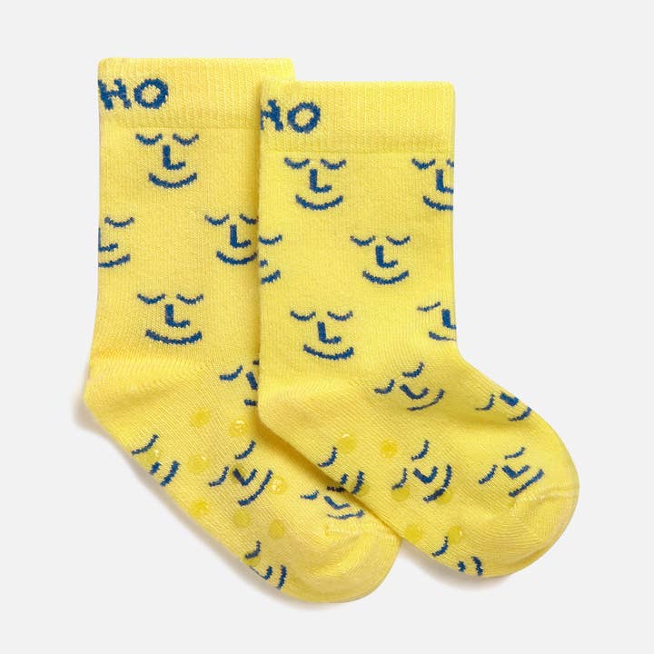 'Baby Do-Gooder' Yellow Smiley Patterned Bamboo Socks (Age 4-9 months) for wholesale by Leiho