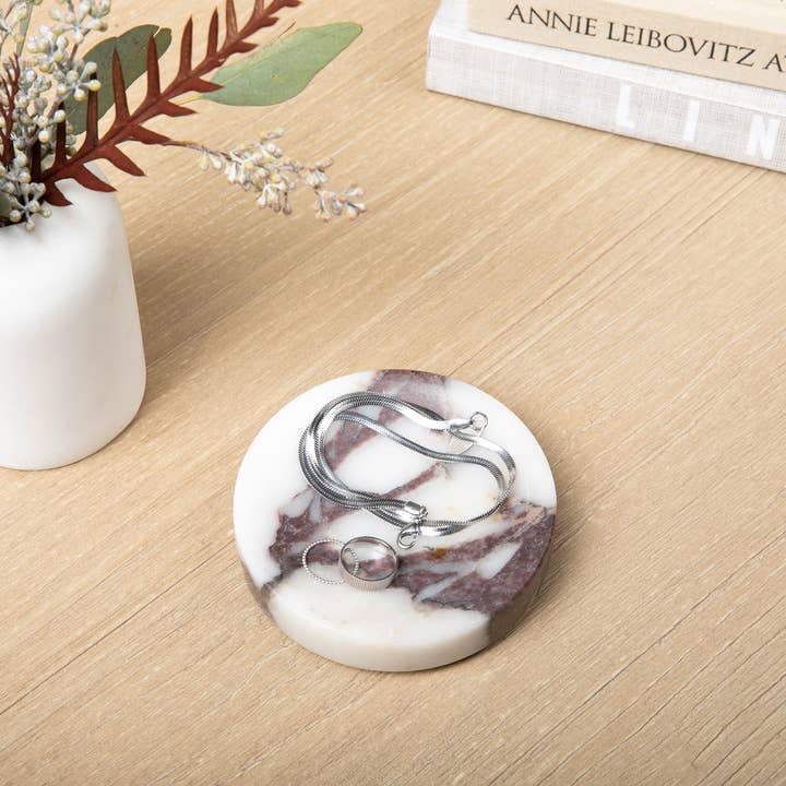Flora Vesta - Wholesale Jewelry Dish - Viola Calacatta Marble Keeper Ring Dish3
