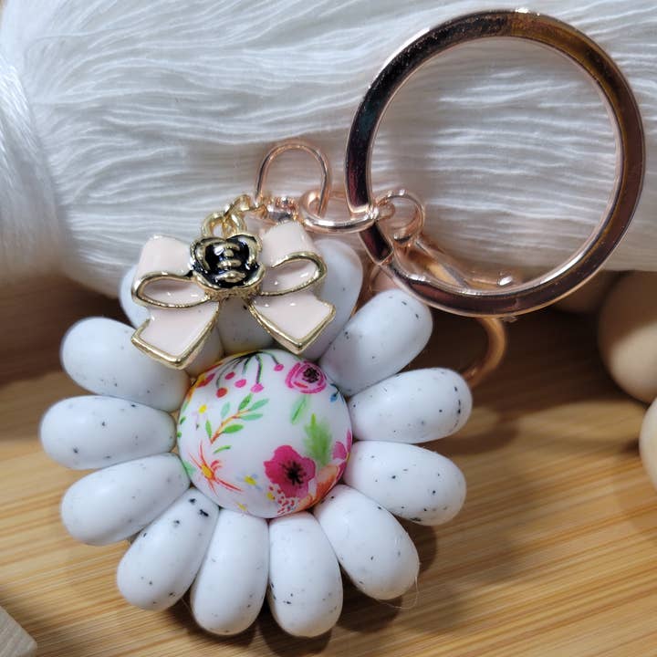 Speckled White KeyChain, Flower Silicone Bead Keychain for wholesale by LydiaAndCoShop