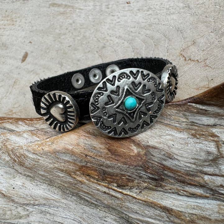 Black color cowhair bracelet 10 mm adjustable for wholesale by WAITZ