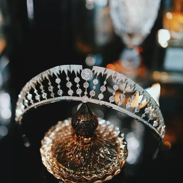 LanLivia - Wholesale Tiara - Women's - Princess Royal Elegance Crystal Tiara5