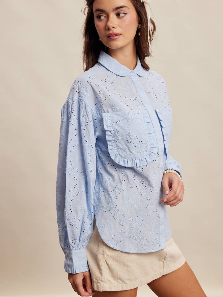 Blusa com Botões, Folho, Bolsos e Ilhós LT1390 por atacado de Listicle