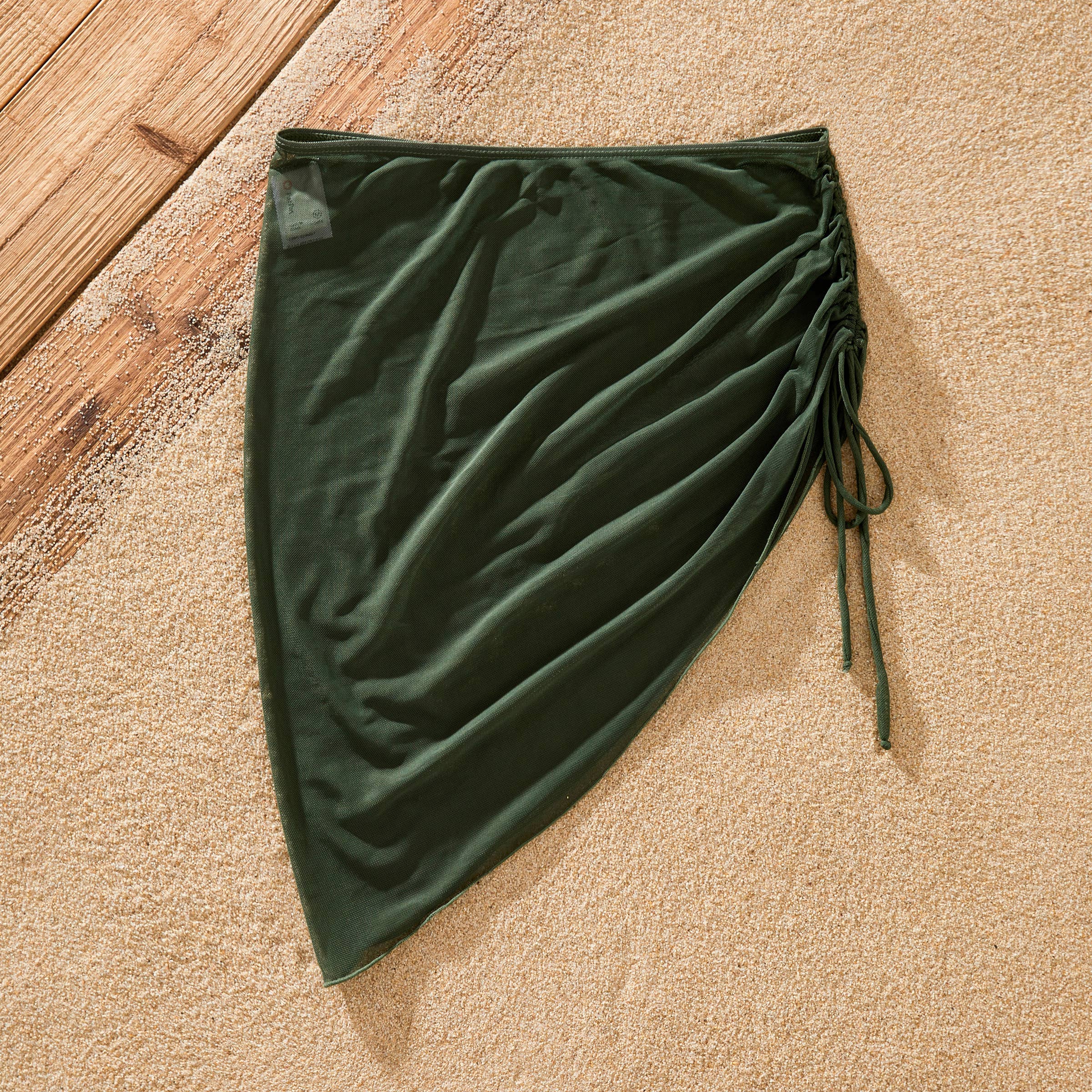 Verde del ejército Bikini Verde Oliva Familiar con Falda Cubierta o Bañador de venta al por mayor en Faire31