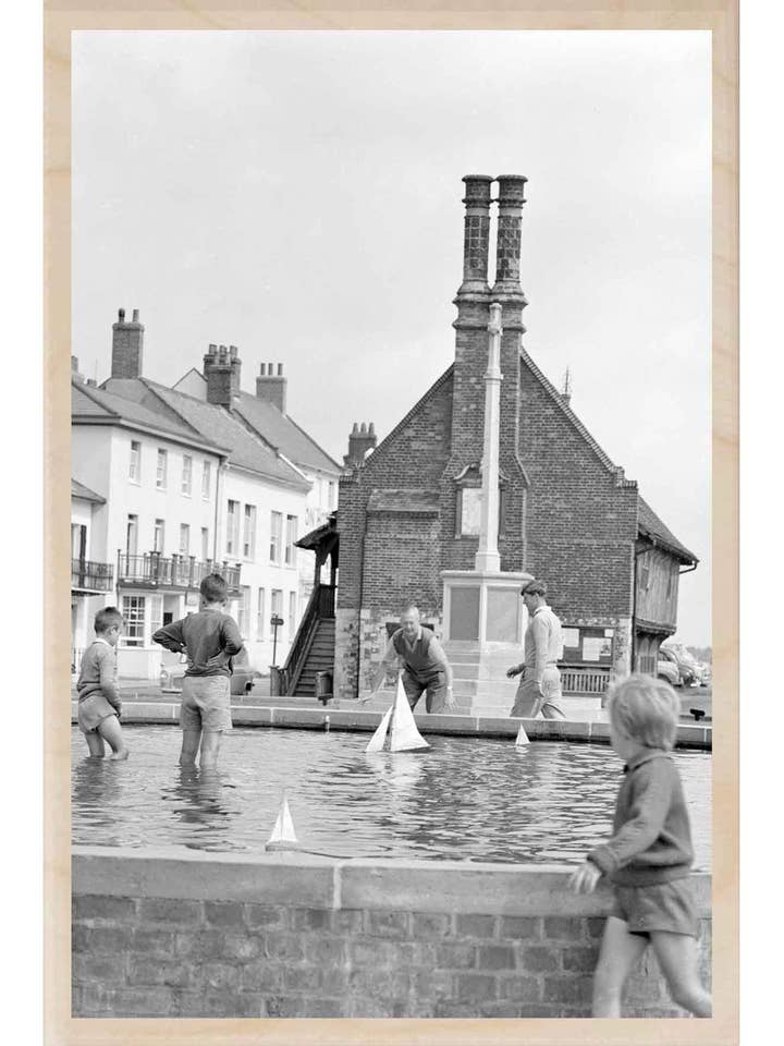 Aldeburgh, Suffolk - Wooden postcard, wooden magnet for wholesale by THE WOODEN POSTCARD COMPANY