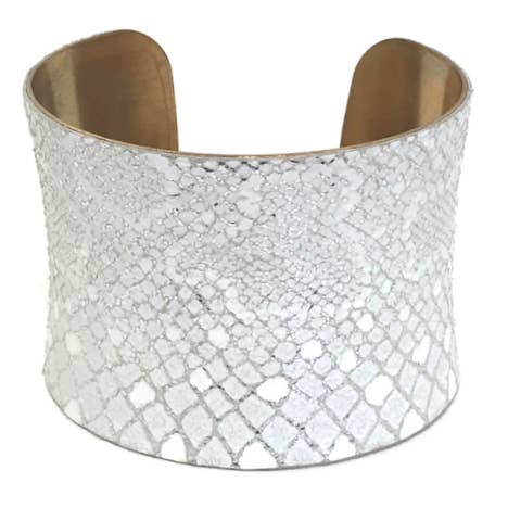 a.v. max – Großhandel Manschettenarmband – Lederumwickelte konkave Manschette|Viele Farben2