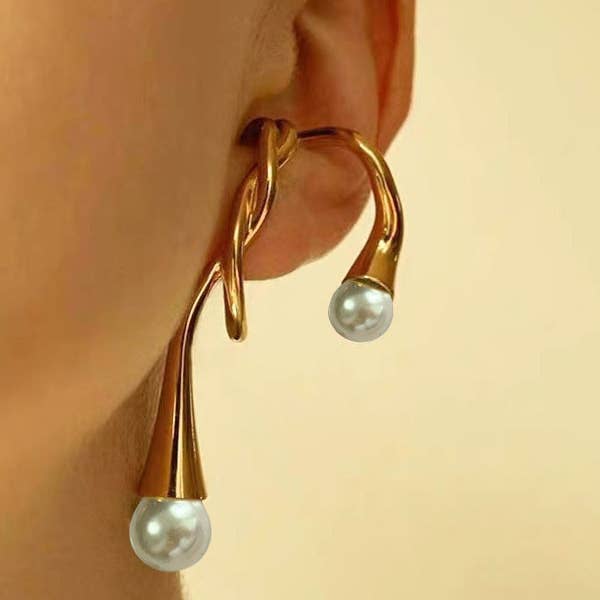 VividLux – Großhandel Ohrclip – Normcore Asymmetrischer geometrischer Ohrclip1