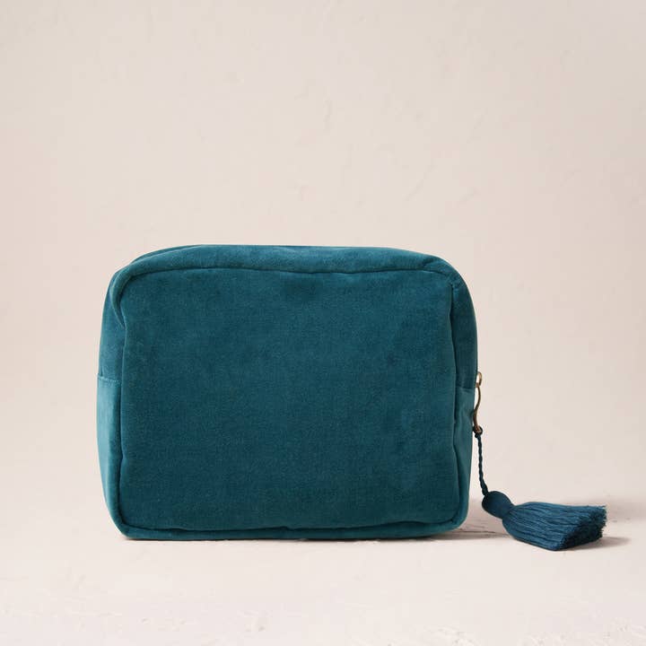 Elizabeth Scarlett Ltd - Wholesale Toiletry Bag - Women's - Honey Bee Rich Blue Wash bag