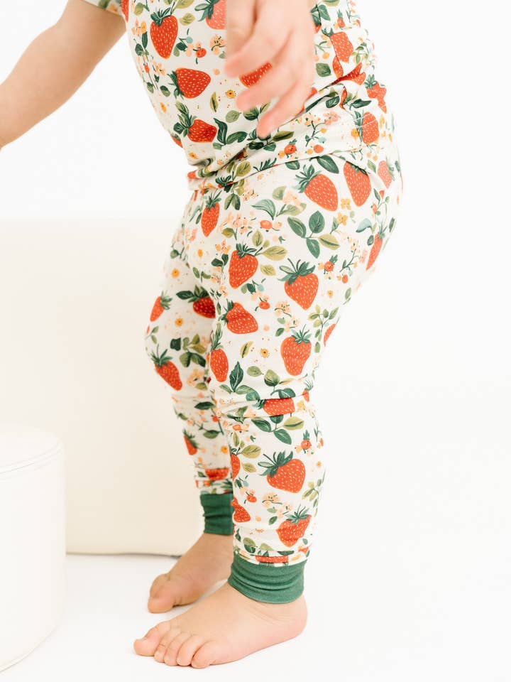 Little One Shop - Wholesale Clothing Set - Baby - Vintage Strawberry Short Sleeve Bamboo Set6