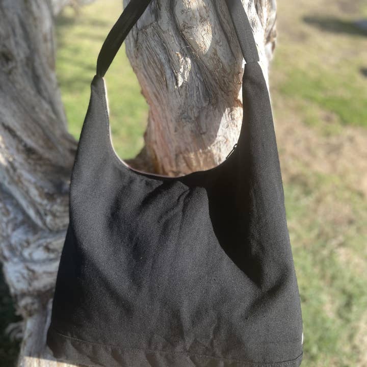 Shades of Color, LLC - Wholesale Shoulder Bag - Women's - Hobo Bag I Am Fierce1