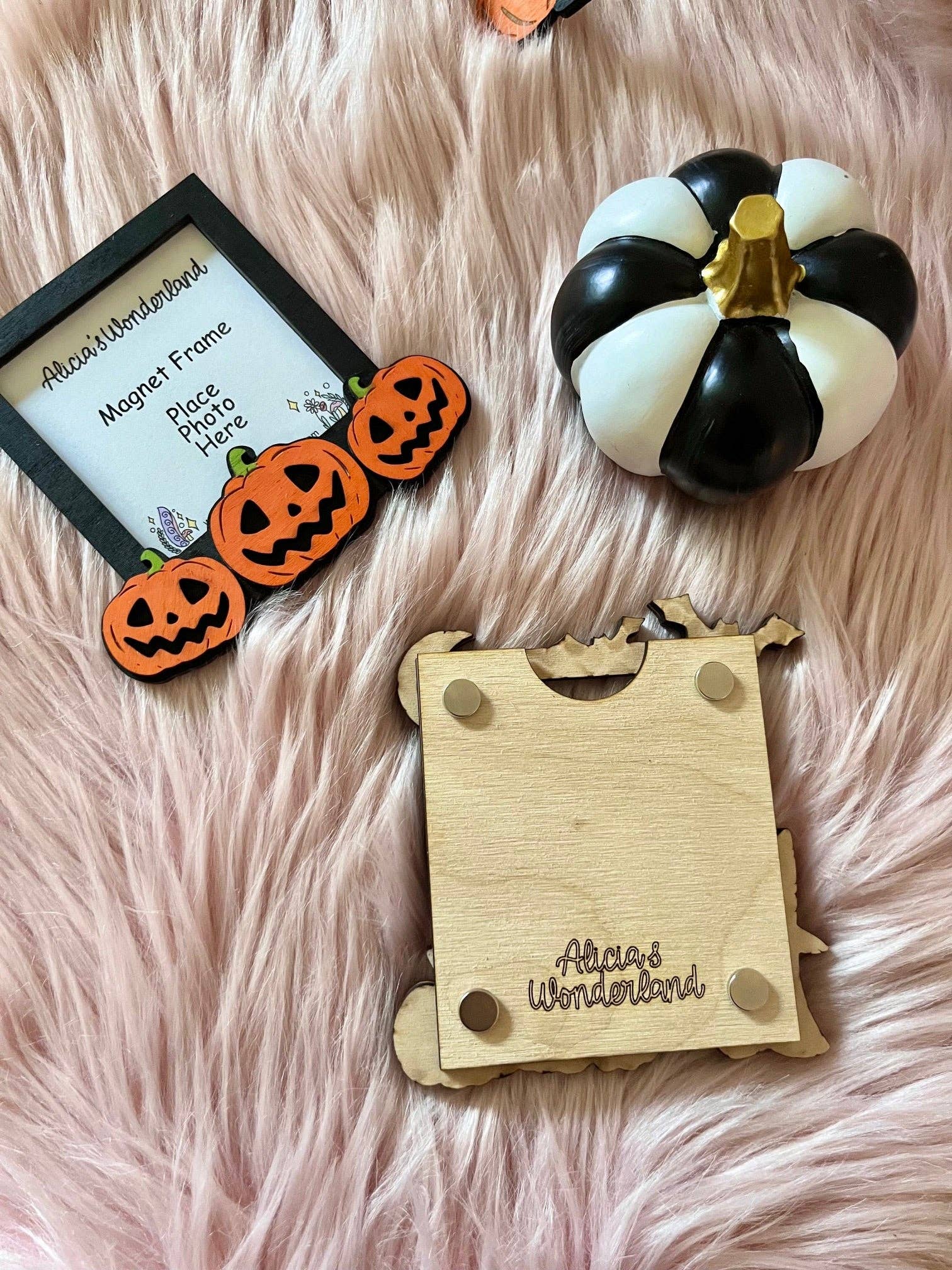 Alicia's Wonderland - Wholesale Picture Frame - Spooky Magnet Picture Frame| 3x3 Photo| Halloween 2