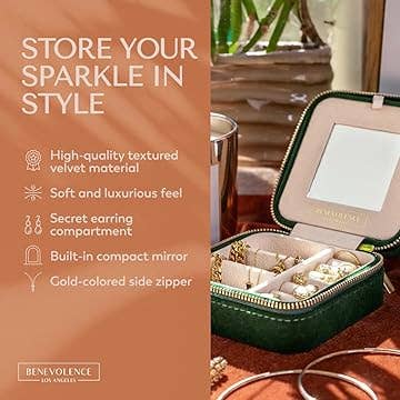 Benevolence LA - Wholesale Jewelry Box/Organizer - Plush Velvet Square Jewelry Box6