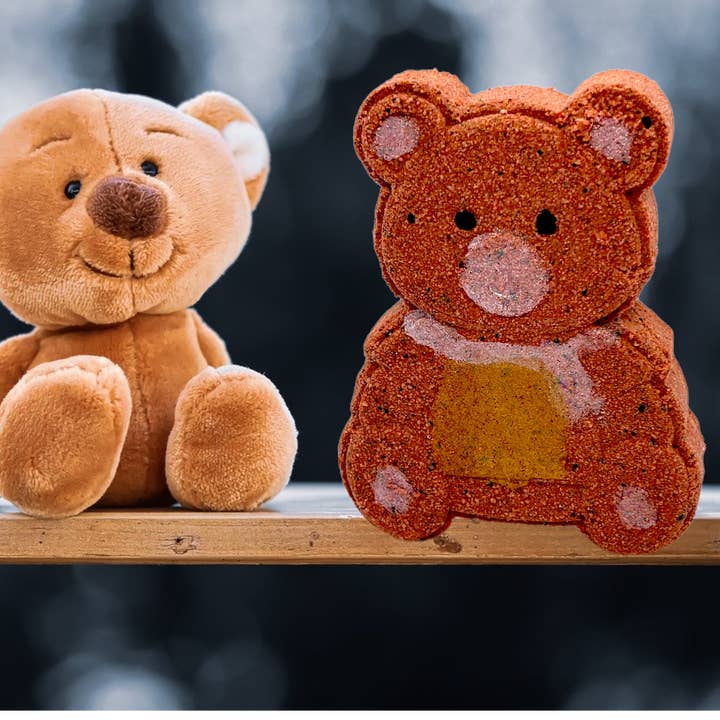 Bombe de bain Rosie Bear pour la vente par Fave Creations