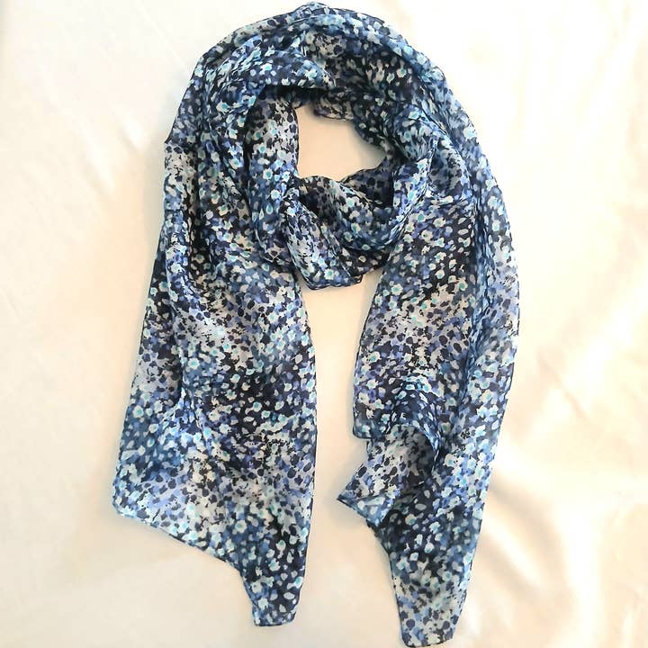 Lenço de Seda Pura Campo de Flores Pequenas Design Azul Grande PS-1094/L por atacado de Cinnamon Creations